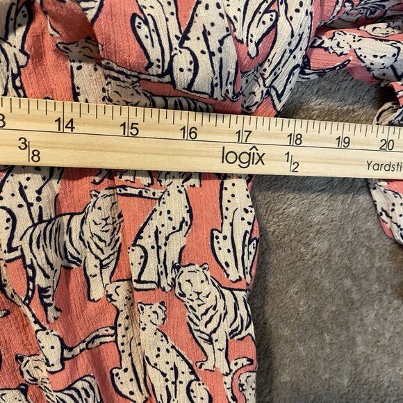 Democracy Blouse Women's Medium Tiger Pink Split Neck 3/4 Sleeve Shirt Top - Picture 6 of 7